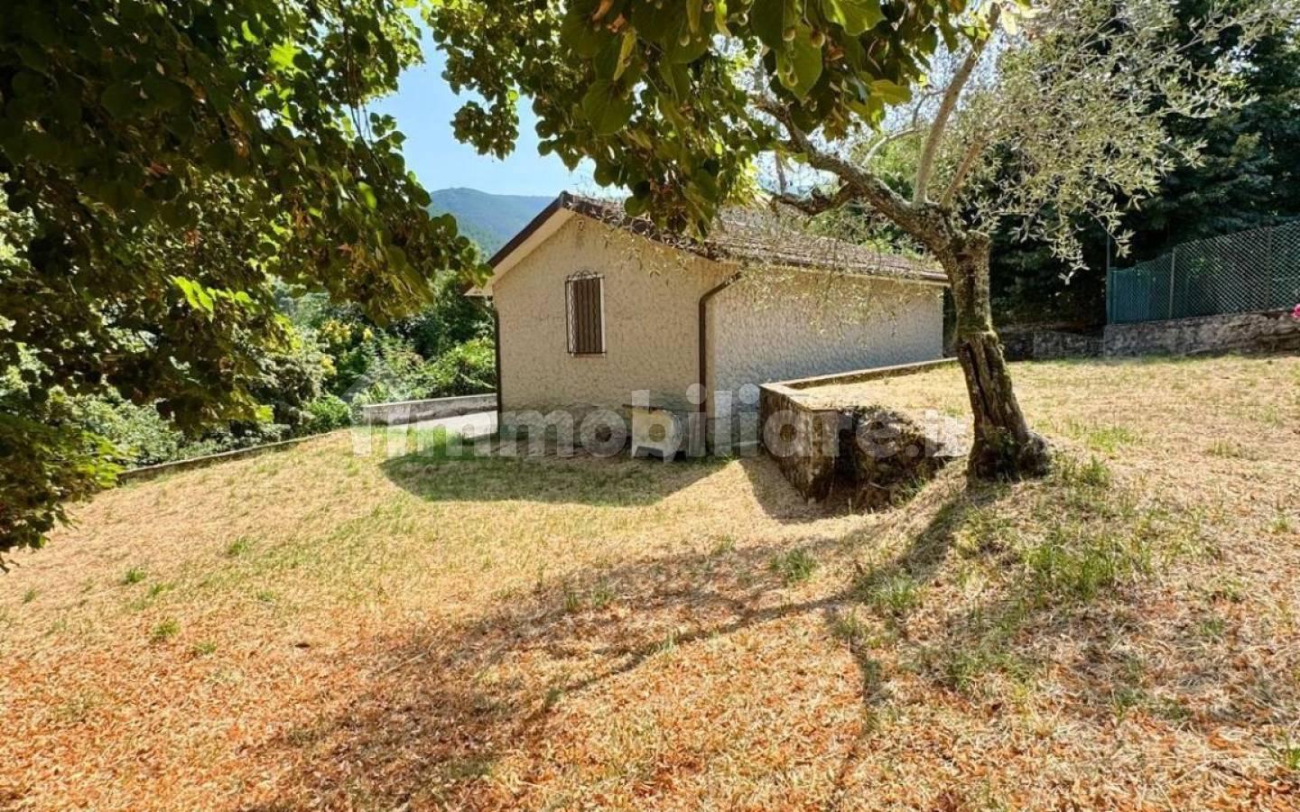 Villa a schiera Str. Vicinale del Col della Croce,, Colle di Compito - Castelvecchio, Capannori