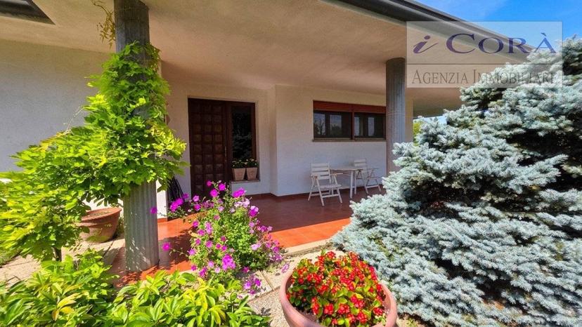 Villa unifamiliare via Ugo Foscolo, Centro, Abano Terme — foto 12 di 14