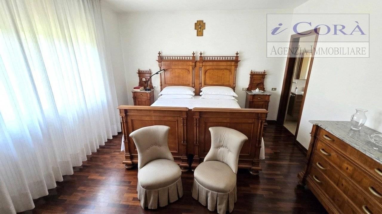 Villa unifamiliare via Ugo Foscolo, Centro, Abano Terme