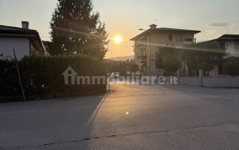 Quadrilocale via Bernardoni 33, Centro, Bassano del Grappa — foto 2 di 17
