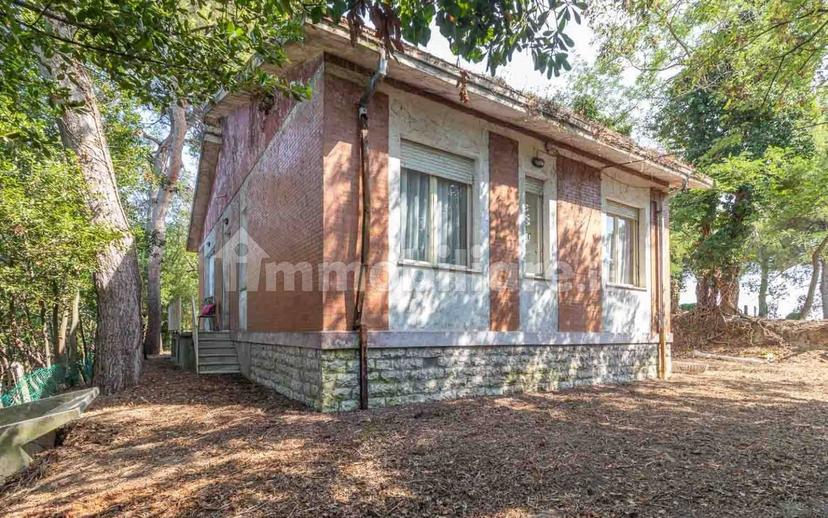 Villa unifamiliare Str. Tresole, 32, Novilara, Pesaro — foto 4 di 42