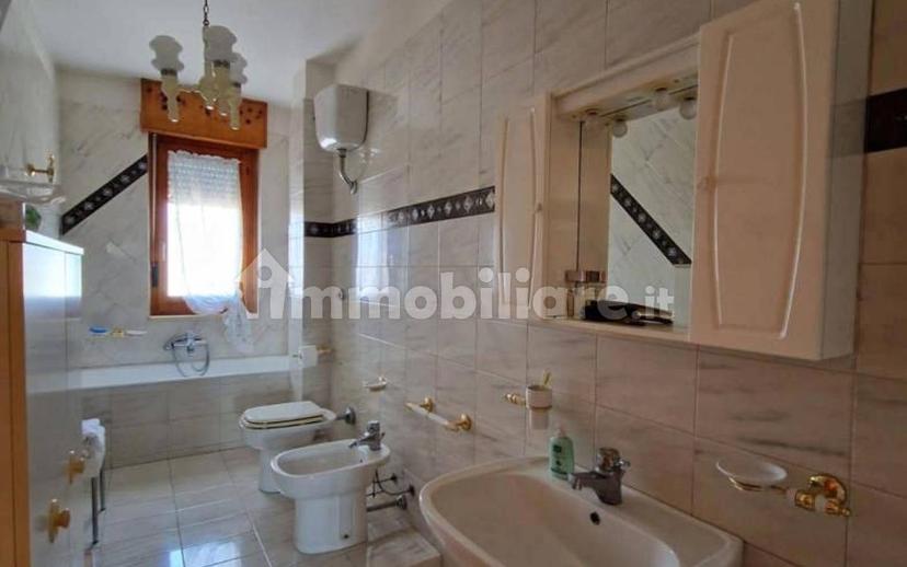Quadrilocale via Lanzellotti, 3D, Santa Chiara - Sant'Angelo, Brindisi — foto 20 di 28