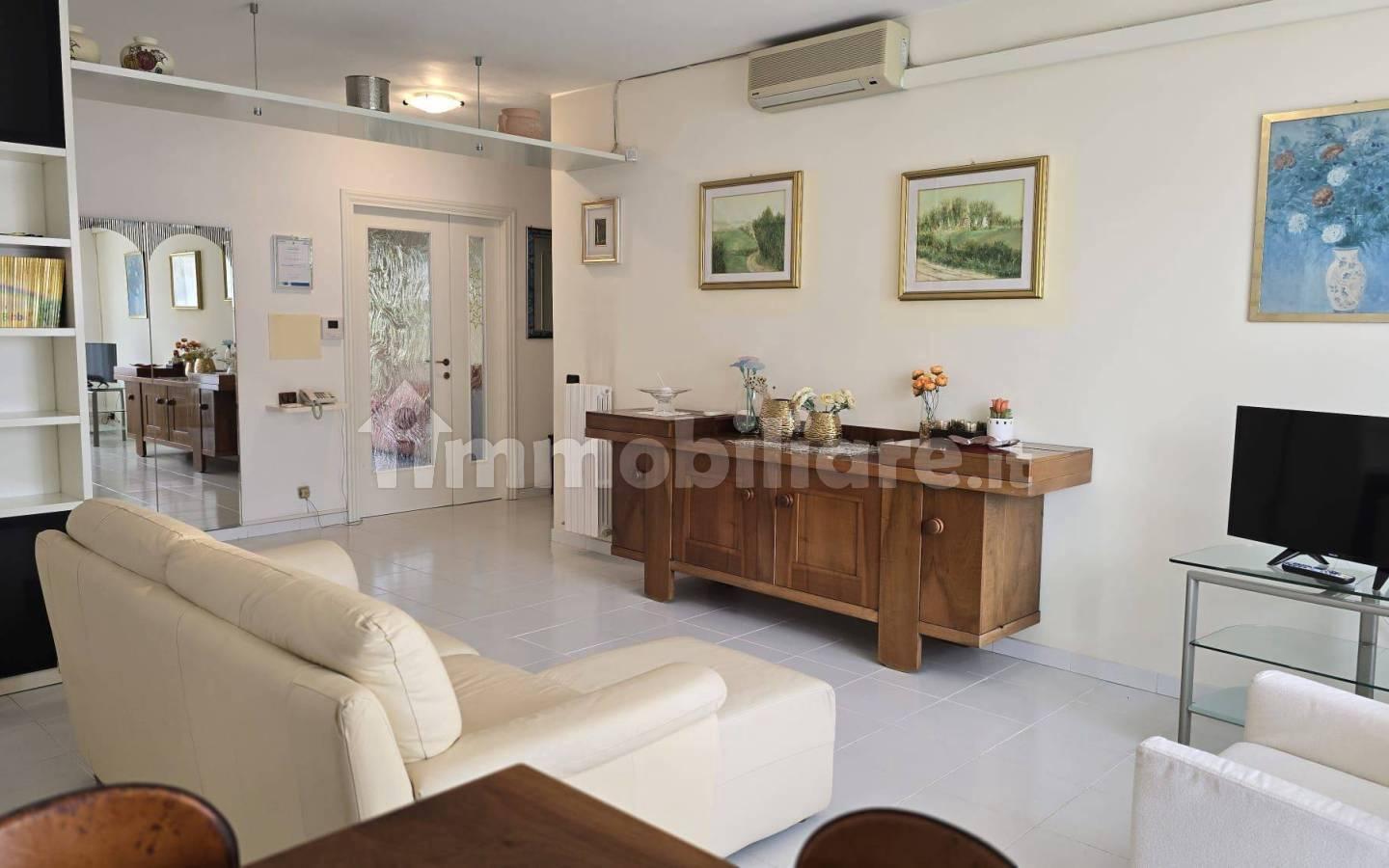 Appartamento via Giulio Cesare 57, Corso Mazzini, Via Ciccarone, Casarza, Vasto