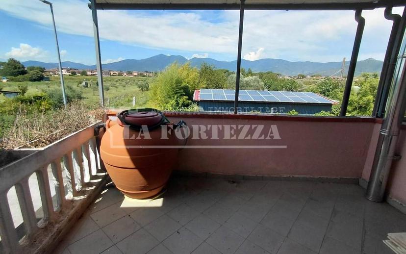 Terratetto unifamiliare Titignano,, Titignano - Visignano, Cascina — foto 2 di 26