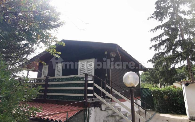 Bilocale viale Giuseppe Saragat 4, Pratarioni, Pozzaglia Sabina