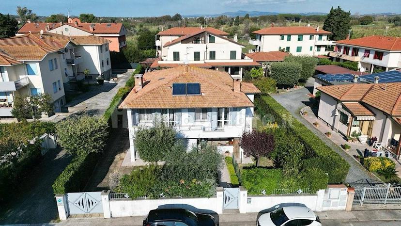 Villa unifamiliare, ottimo stato, 270 m², Marina di Cecina, Cecina