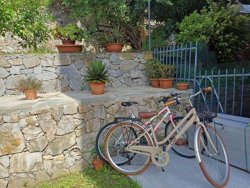 Monolocale via Oddone Pascale, Centro, Finale Ligure — foto 10 di 10