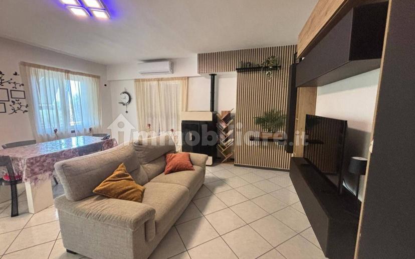 Villa a schiera via Gambini 16, Colleatterrato Alto, Teramo — foto 42 di 62