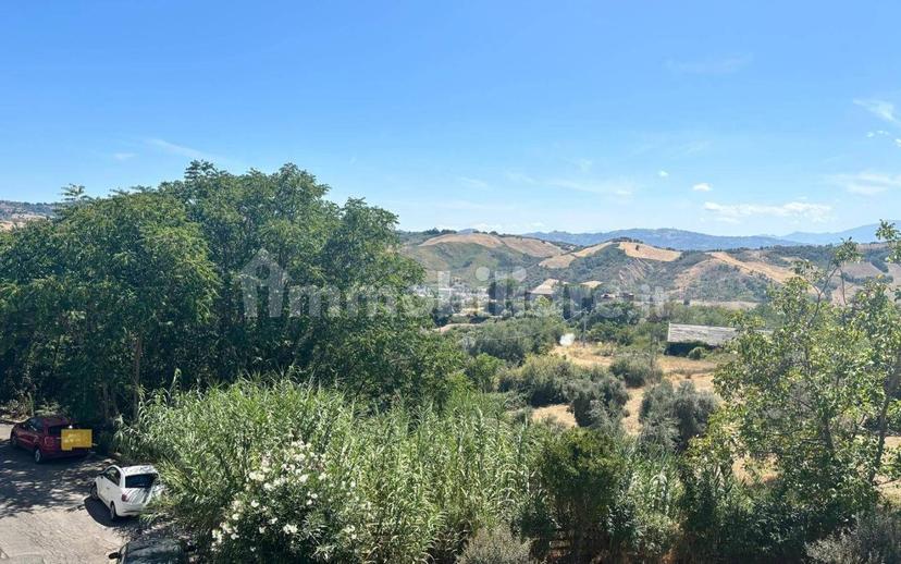 Villa a schiera via Gambini 16, Colleatterrato Alto, Teramo — foto 4 di 62