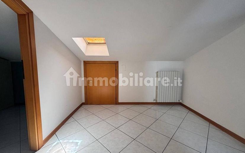 Villa a schiera via Gambini 16, Colleatterrato Alto, Teramo — foto 31 di 62