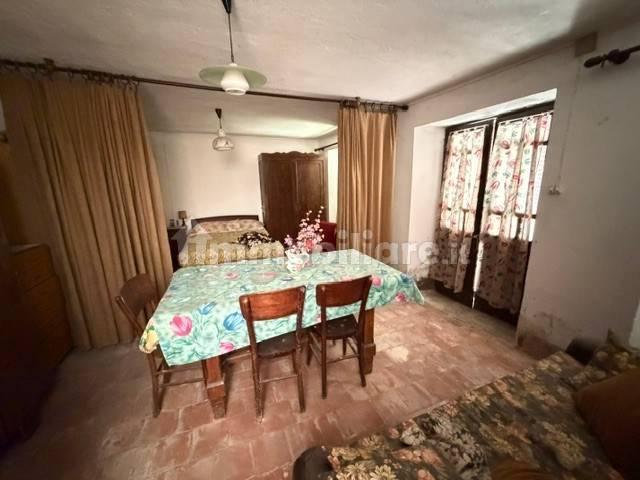 Cascina, da ristrutturare, 400 m², Roccaverano — foto 9 di 22