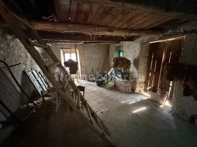 Cascina, da ristrutturare, 400 m², Roccaverano — foto 21 di 22