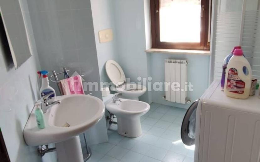 Stanza singola via del Castelvecchio 9B, L'Aquila — foto 3 di 11