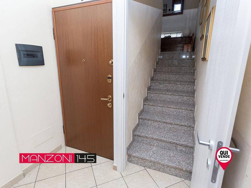 Trilocale via Alessandro Manzoni 145, Gorla Minore — foto 60 di 69