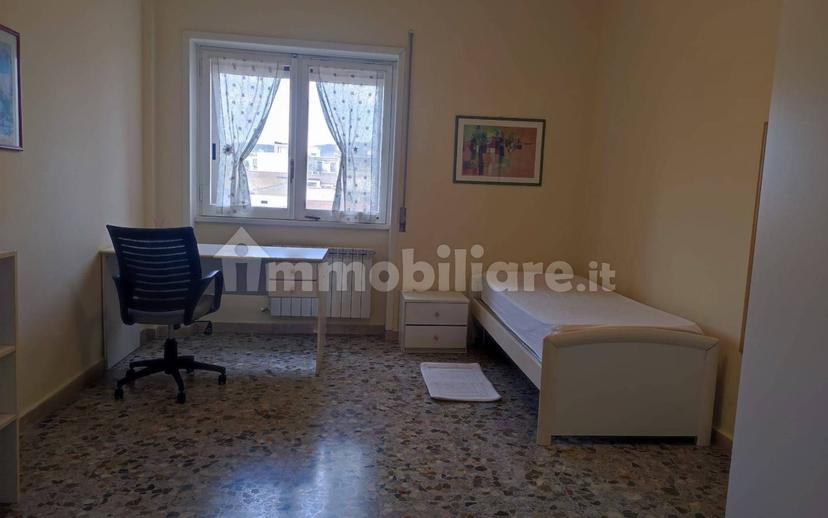 Stanza singola via Lorenzo Maria Neroni 7, Caserta — foto 4 di 6