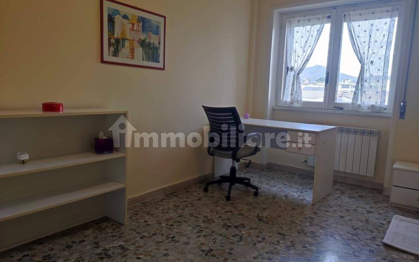Stanza singola via Lorenzo Maria Neroni 7, Caserta — foto 2 di 6