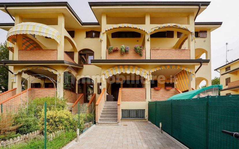 Villa a schiera via 2 Giugno, Praticello, Gattatico — foto 19 di 21