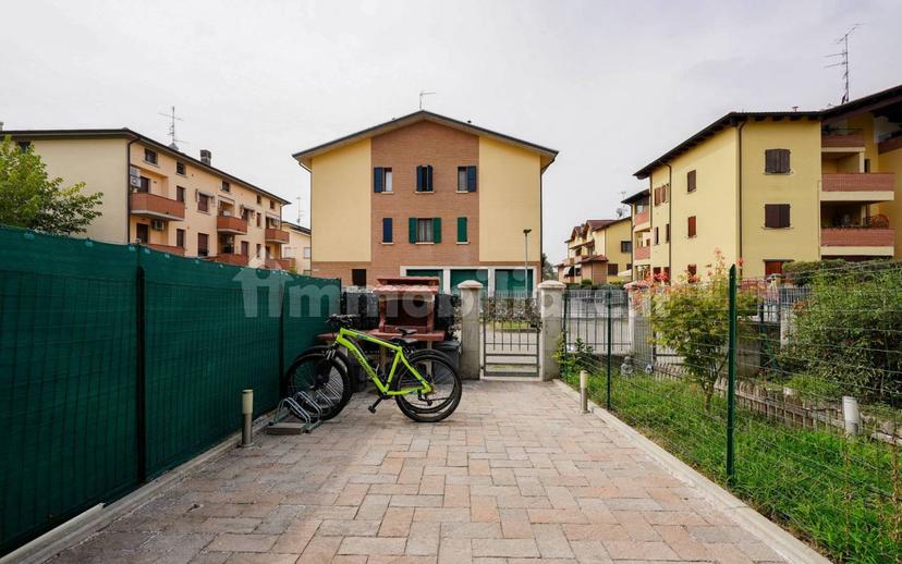 Villa a schiera via 2 Giugno, Praticello, Gattatico — foto 2 di 21