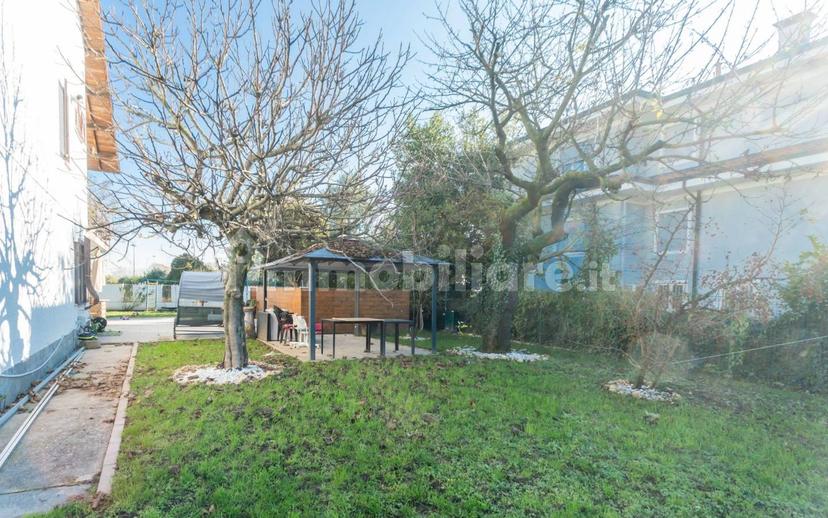 Villa unifamiliare via Ugo Foscolo 3, Cerano — foto 18 di 101