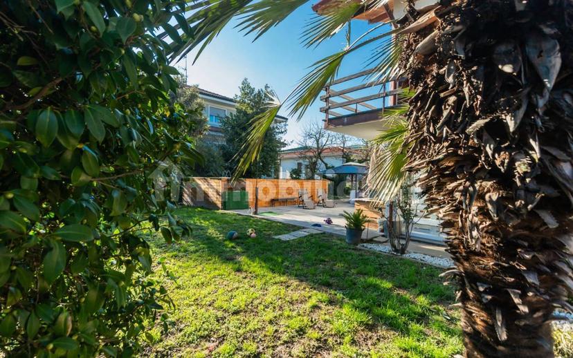 Villa unifamiliare via Ugo Foscolo 3, Cerano — foto 15 di 101