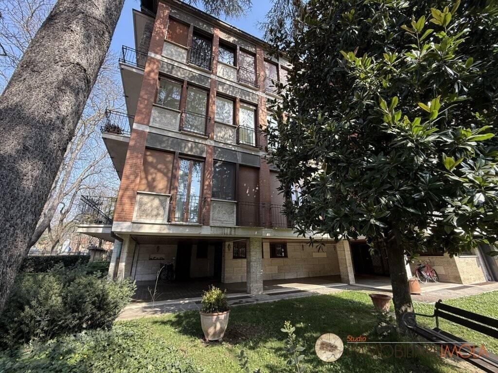 Appartamento viale Dante, Viale Dante, Osservanza, Imola
