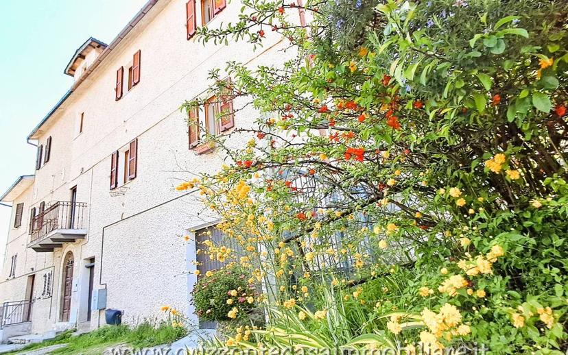 Villa unifamiliare, buono stato, 235 m², Ascoli Piceno
