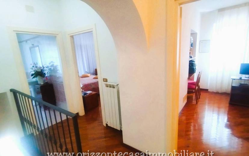 Villa unifamiliare, buono stato, 235 m², Ascoli Piceno — foto 23 di 37