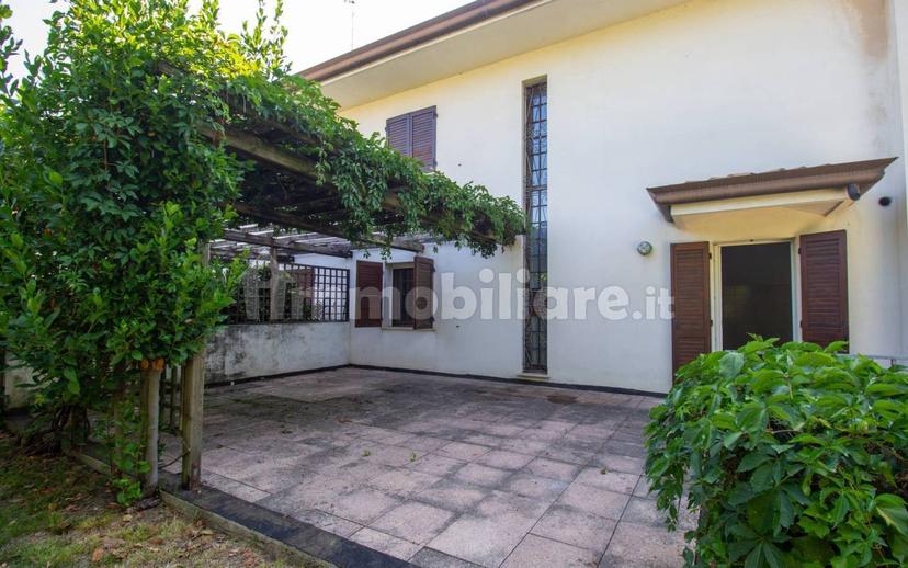 Villa bifamiliare via Mazzini 47/A, Centro, Roveredo in Piano — foto 41 di 58