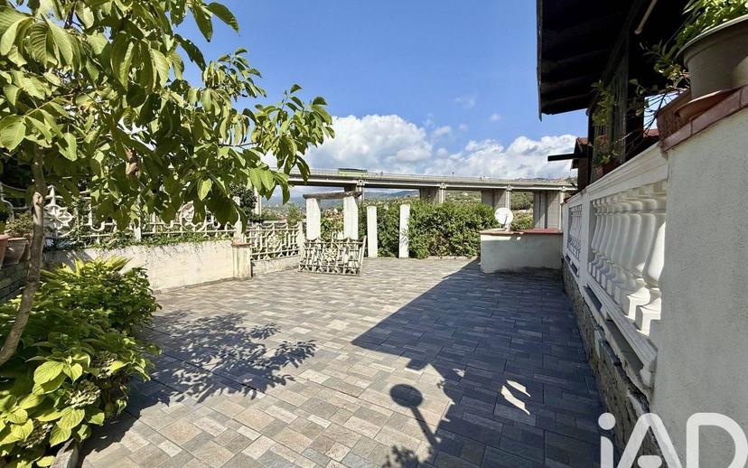 Trilocale via MARTE 18, Porto Maurizio, Imperia — foto 20 di 27