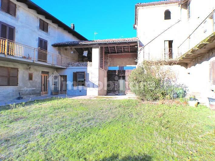 Casale via Roma, Centro, Serralunga di Crea — foto 12 di 24