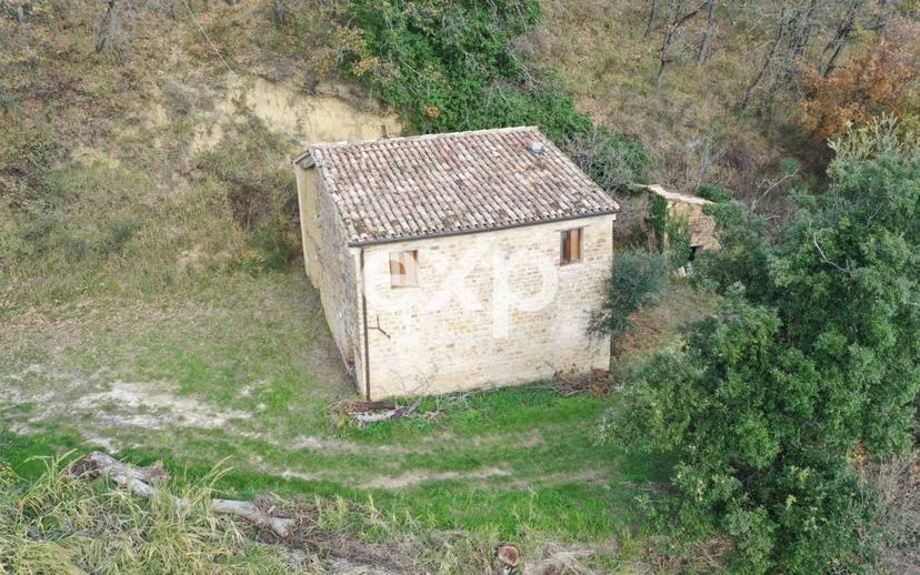 Casa colonica via dei Lubachi, 22, Fratte Rosa — foto 4 di 12