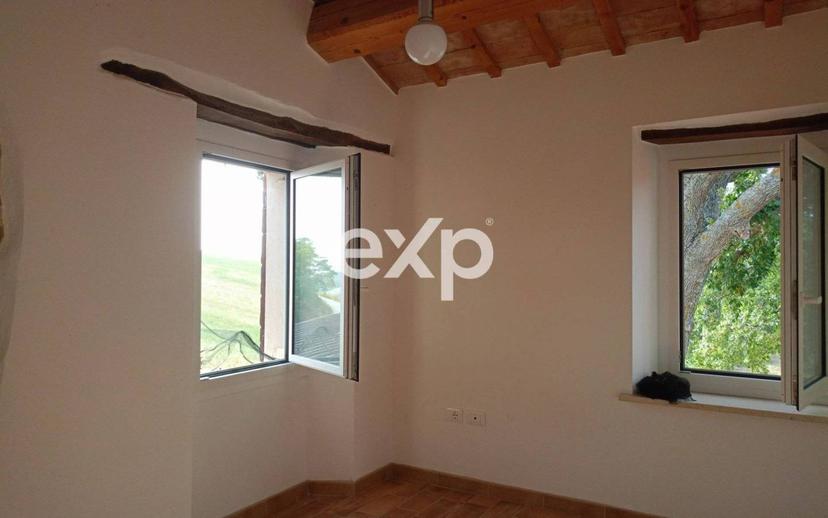 Casa colonica via Serra, 22, Montefelcino — foto 3 di 49