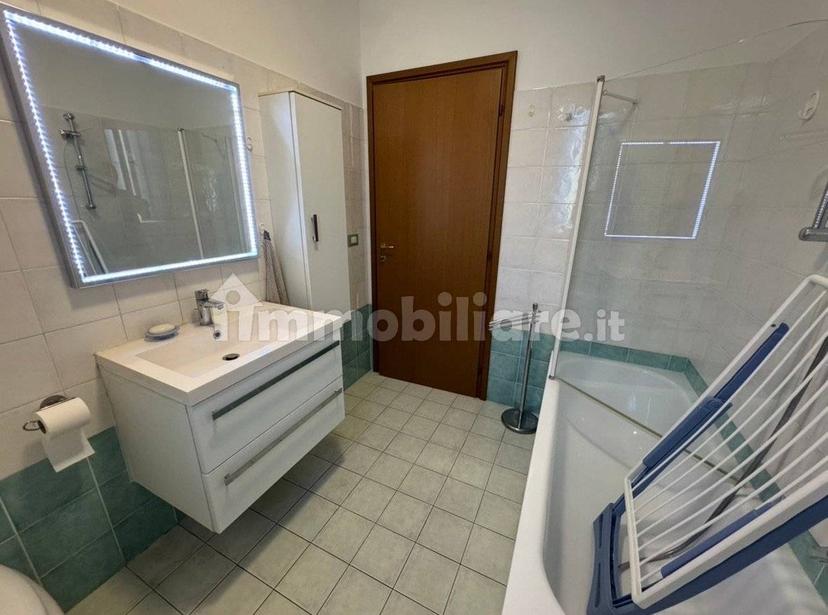 Quadrilocale via Giuseppe Dozza 19, Centro, Ozzano dell'Emilia — foto 4 di 45