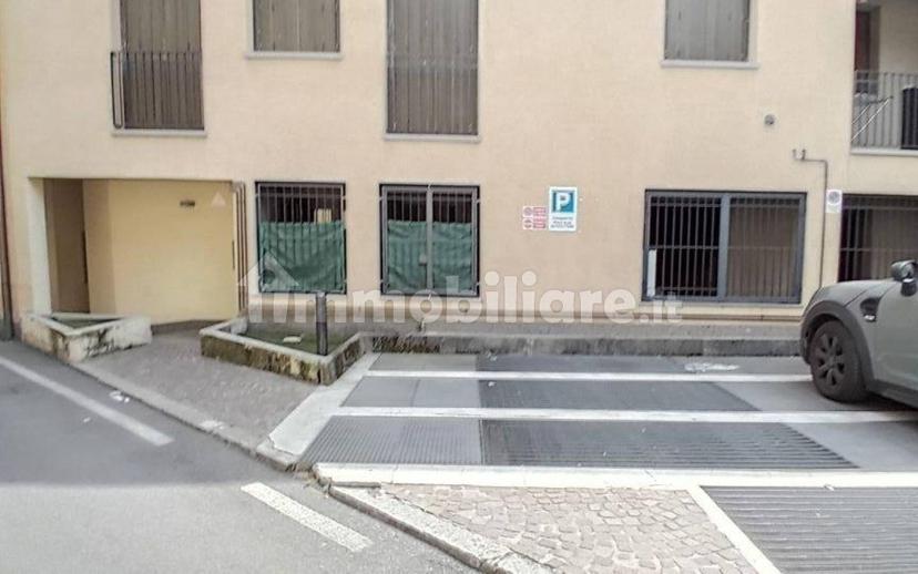 Monolocale via San Pietro 95, Centro, Alzano Lombardo — foto 12 di 19