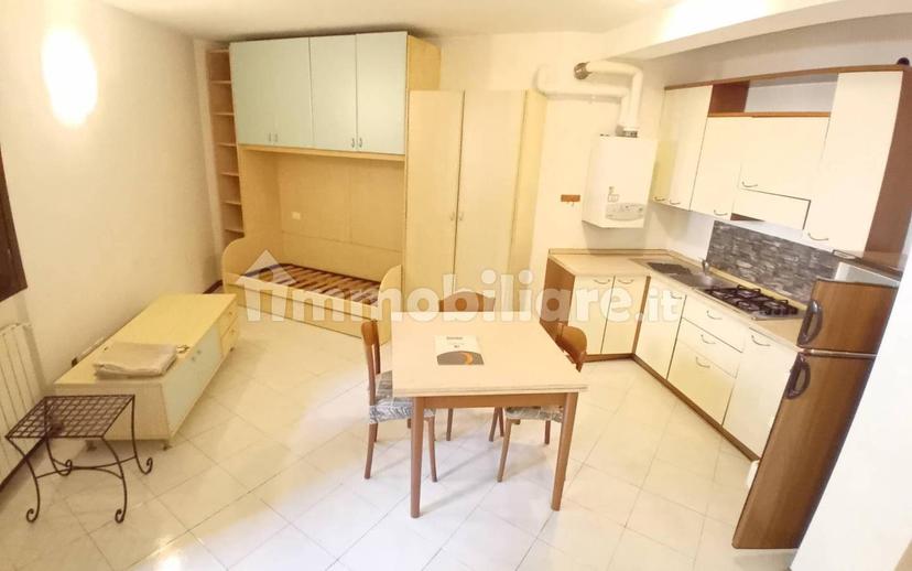 Monolocale via San Pietro 95, Centro, Alzano Lombardo — foto 11 di 19