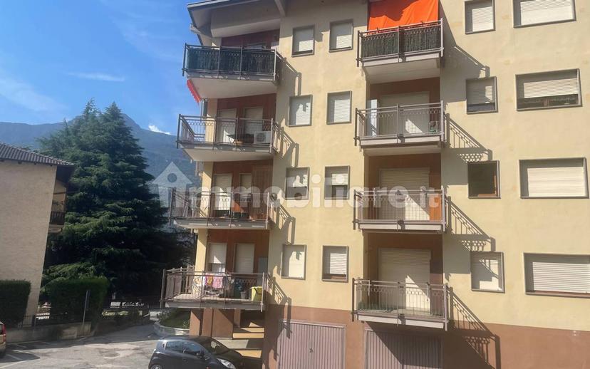 Trilocale via Monte Rosa 4, Centro, Saint-Vincent — foto 11 di 23