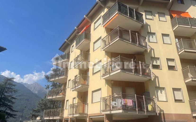 Trilocale via Monte Rosa 4, Centro, Saint-Vincent — foto 15 di 23