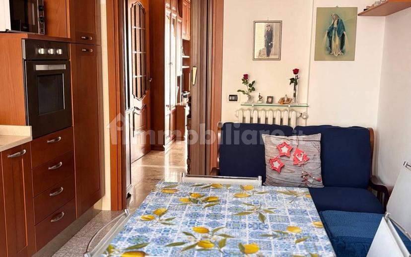 Trilocale via Vivaro, Borgo Piave, Corso Europa, Zona Ferrero, Alba — foto 7 di 16