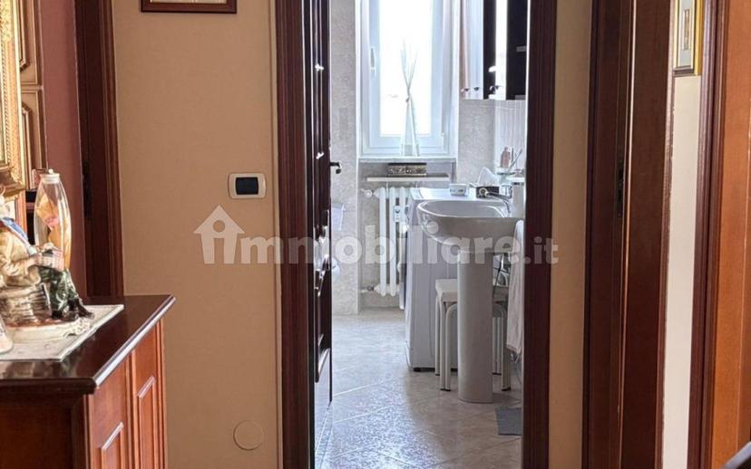 Trilocale via Vivaro, Borgo Piave, Corso Europa, Zona Ferrero, Alba — foto 14 di 16