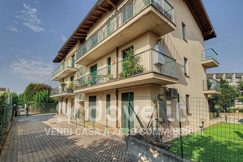 Bilocale via Giovanni Paolo II 168, Centro, Alzate Brianza — foto 19 di 30