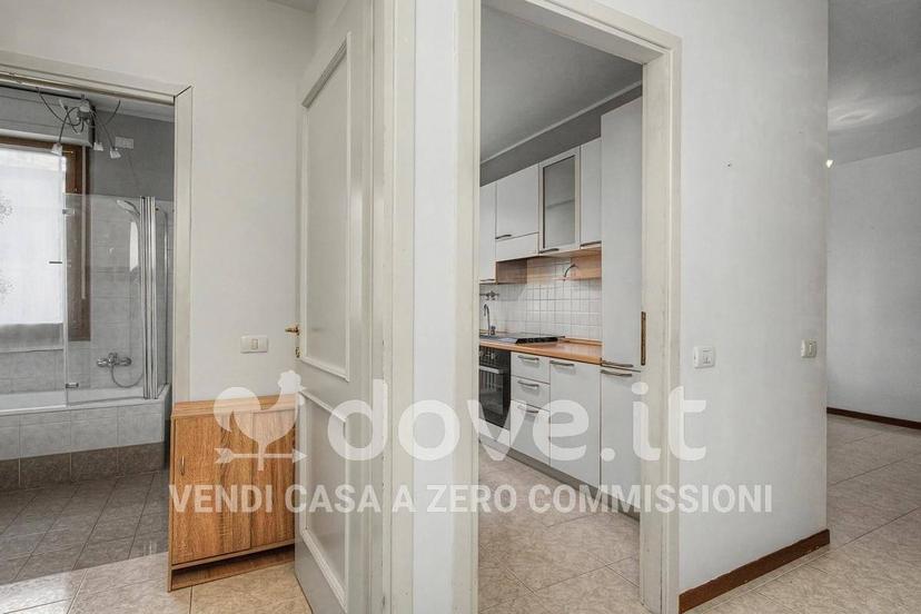 Bilocale via Giovanni Paolo II 168, Centro, Alzate Brianza — foto 25 di 30