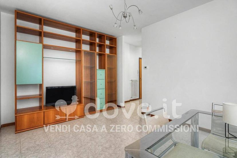 Bilocale via Giovanni Paolo II 168, Centro, Alzate Brianza — foto 3 di 30