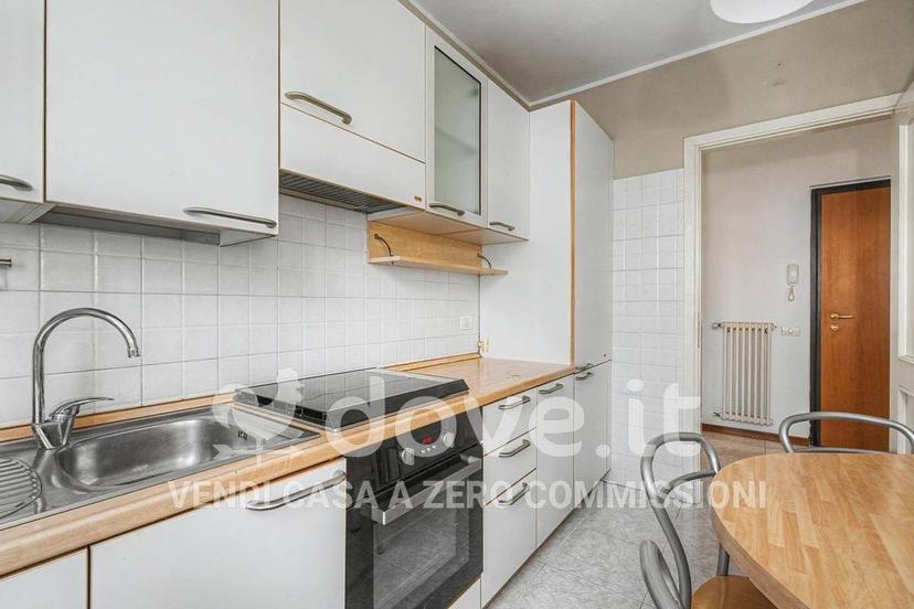 Bilocale via Giovanni Paolo II 168, Centro, Alzate Brianza — foto 17 di 30