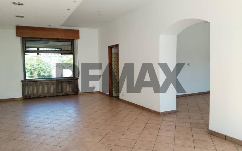 Terratetto unifamiliare 390 m², buono stato, Centro, Santa Giustina — foto 56 di 63