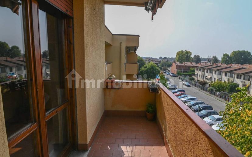 Quadrilocale via Giulio Fraccarolo 6, Centro, San Martino Siccomario