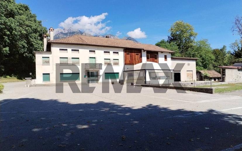 Terratetto unifamiliare 390 m², buono stato, Centro, Santa Giustina — foto 45 di 63