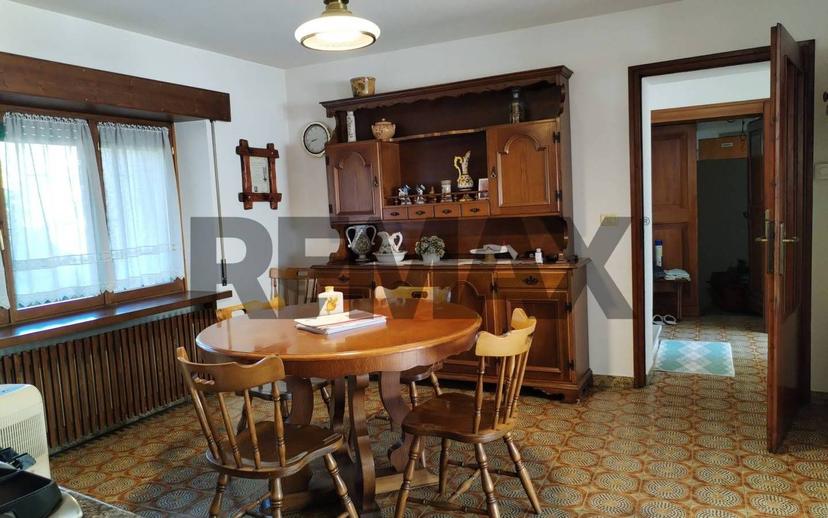 Terratetto unifamiliare 390 m², buono stato, Centro, Santa Giustina — foto 53 di 63