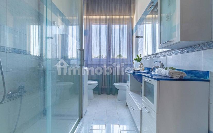 Trilocale via Como 150, Meda — foto 3 di 34