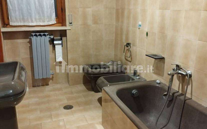Stanza in affitto in appartamento via Lombardia 102, Campobasso — foto 8 di 13