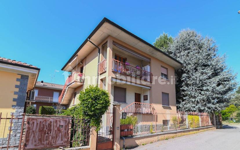 Villa bifamiliare via Verona 1A, Vallone, Pavia — foto 8 di 36